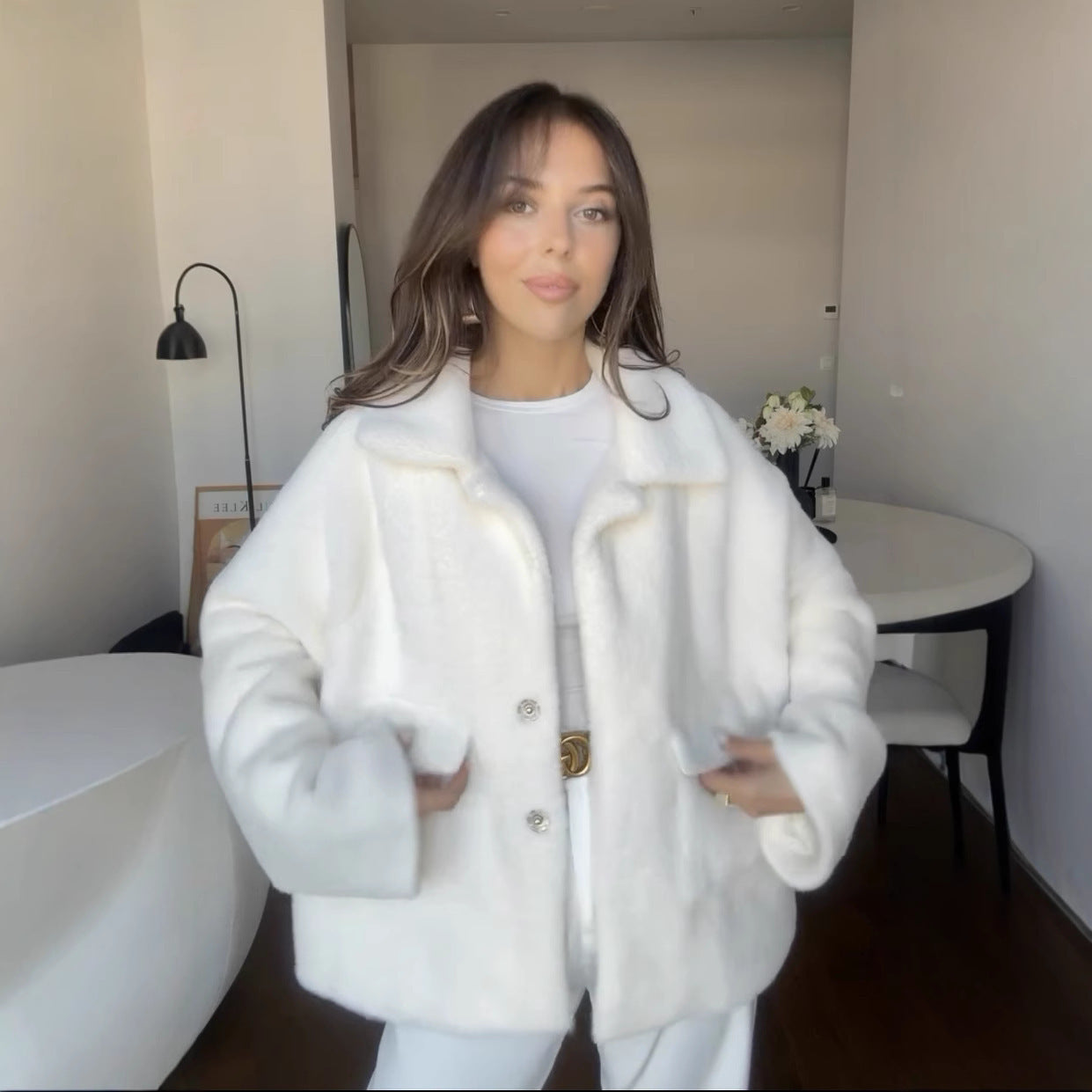 Manteau en fourrure ample et tendance pour femme