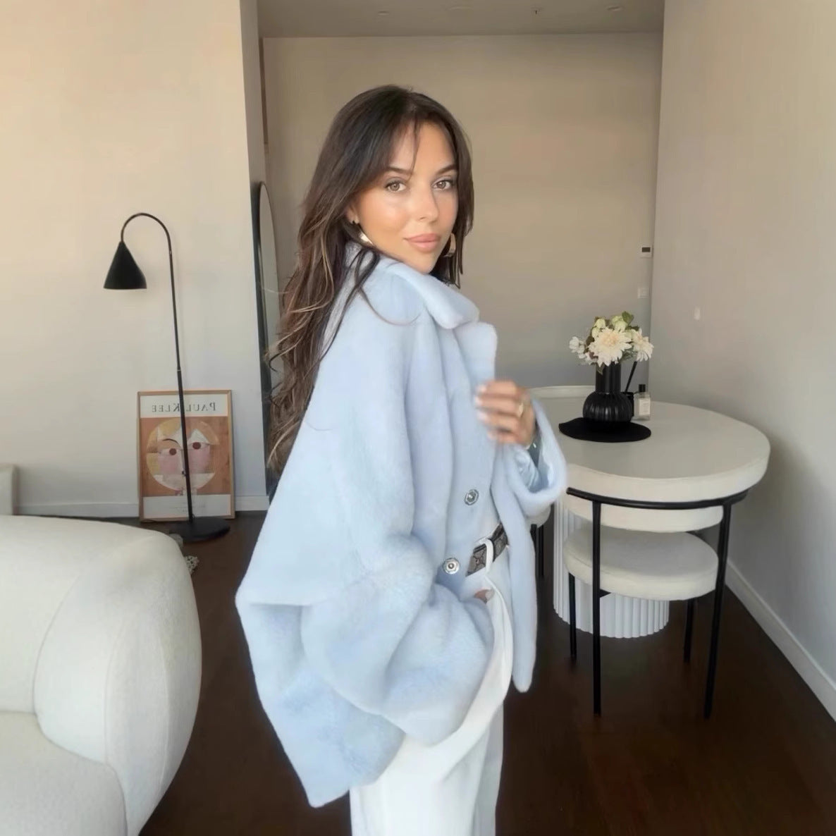 Manteau en fourrure ample et tendance pour femme