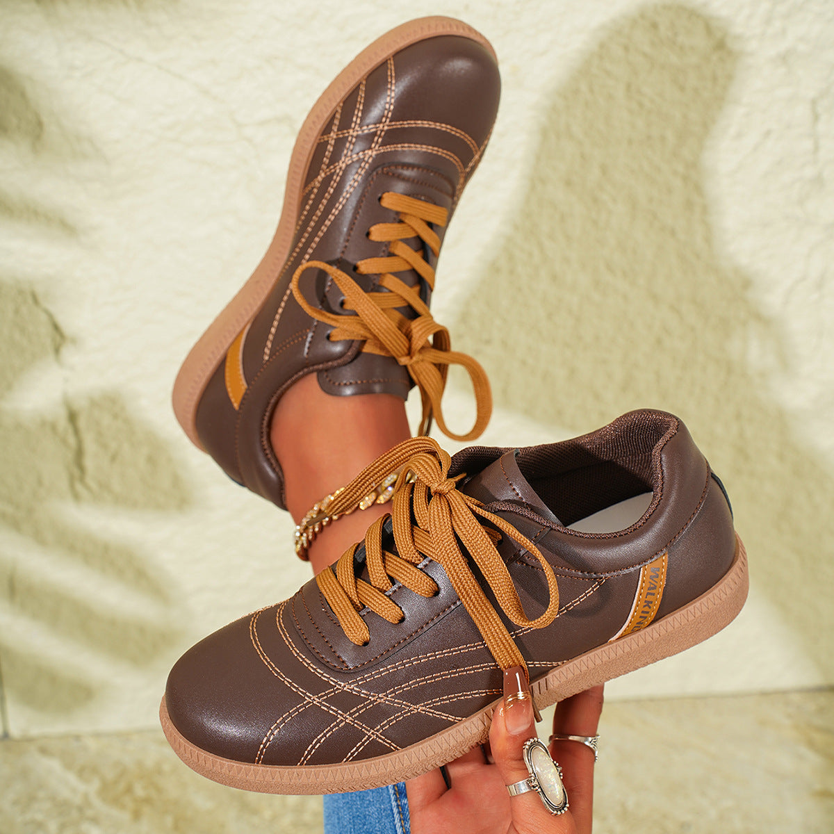DINA - Baskets Rétro à Lacets Semelle Épaisse