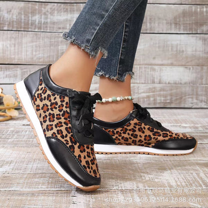 Baskets à lacets avec imprimé léopard – Style sportif et décontracté pour femmes