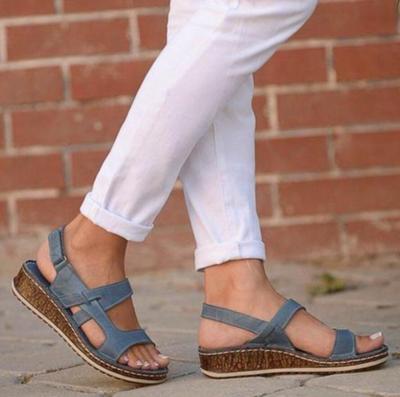 RASIL - Sandales à talon bas un look casual chic