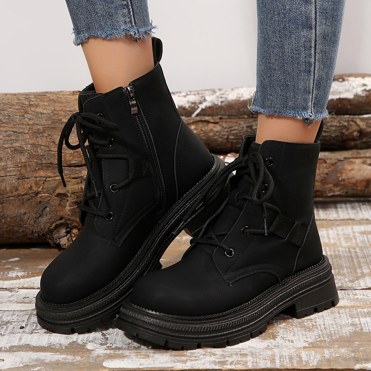 SILA - Bottines à talon carré lacées